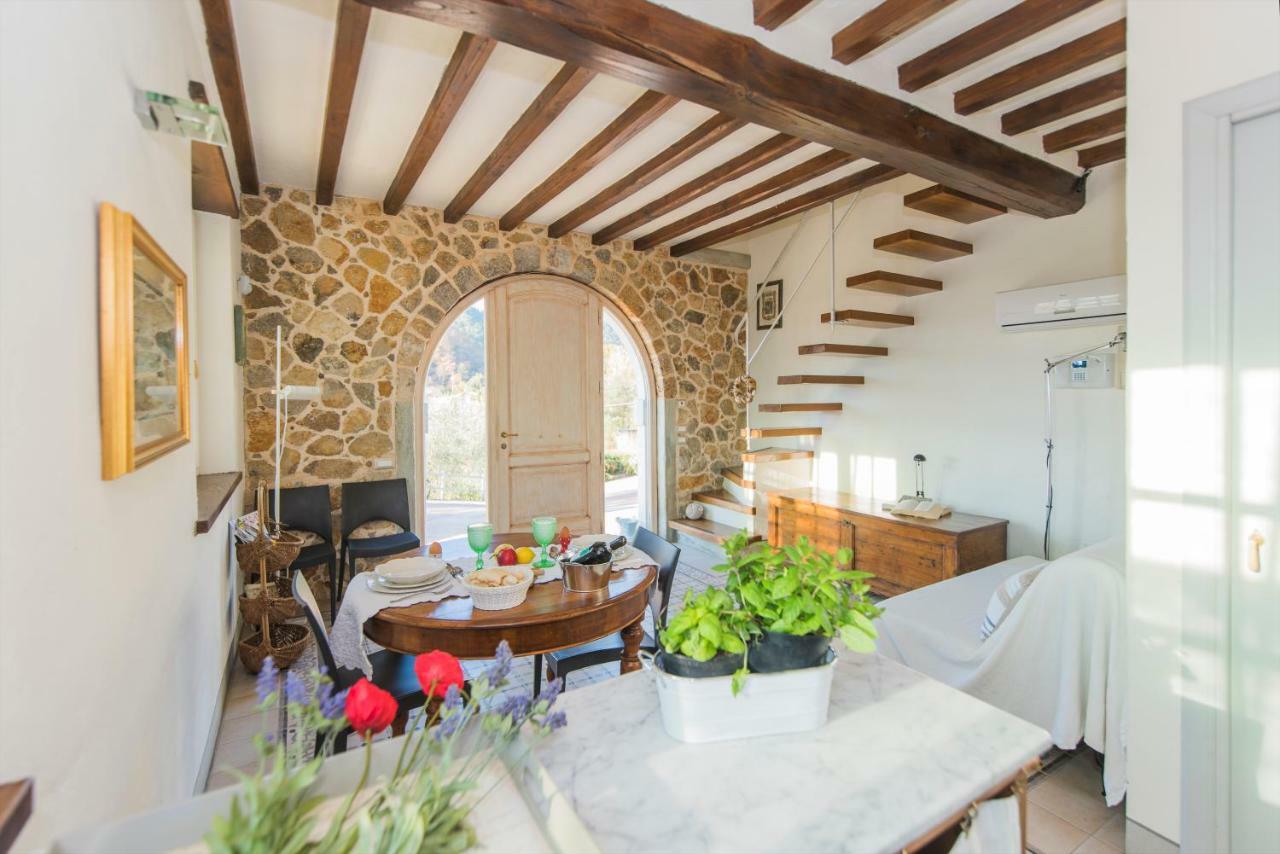 Valuable Rustic Tuscan Swimming Pool, Breathtaking View Of Camaiore Exterior photo